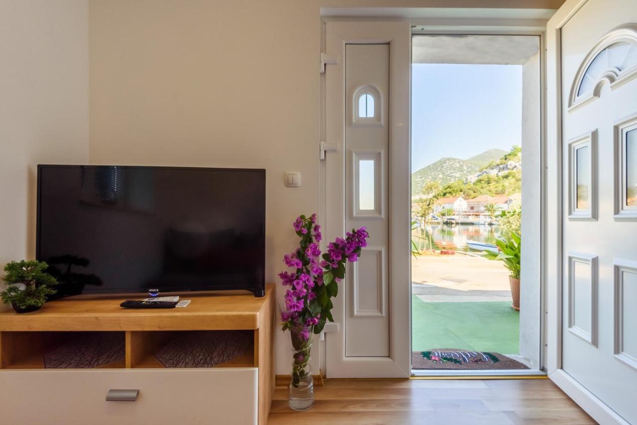 Apartment Dego Near Ploce, Riverfront, Parking Rogotin Eksteriør bilde