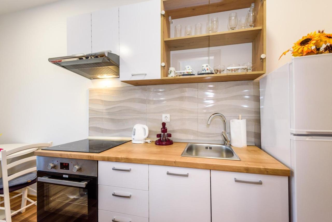 Apartment Dego Near Ploce, Riverfront, Parking Rogotin Eksteriør bilde