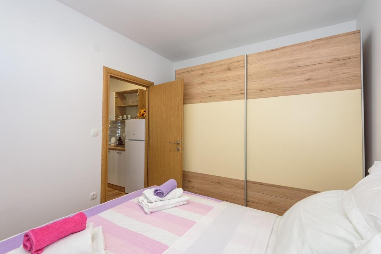 Apartment Dego Near Ploce, Riverfront, Parking Rogotin Eksteriør bilde